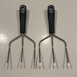 Cuisinart Curve Handle Stainless Steel Turkey Lifters